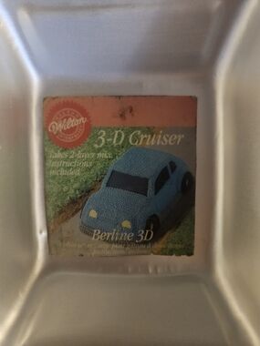 Wilton Blue 3-D Cruiser Cake Pan